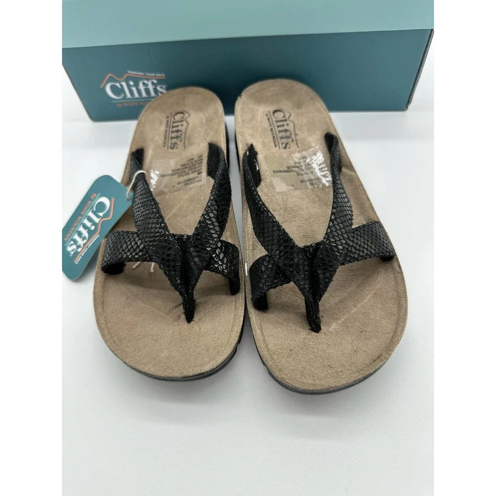 Cliffs by White Mountain Women's Best of Flat Sandals Women's Shoes, Black Sz 6